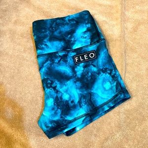 Fleo high rise original single lined size medium like new